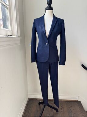 J.Crew Bi-Stretch Navy Pant Suit Size 0 Tollegno 1900 💙